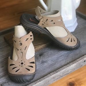 Jambu Clementine Sandals Tan (8.5) NWOT
